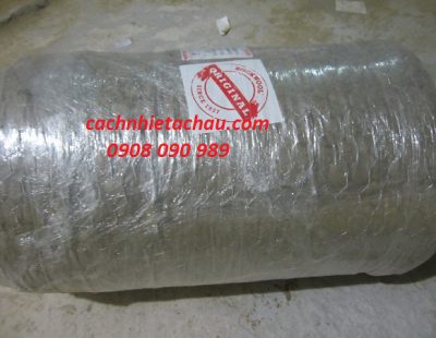 rockwool fıber blanket employee photograph