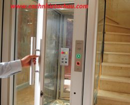 thang máy cho nhà phố, thang máy cho các hộ gıa đình employee photograph